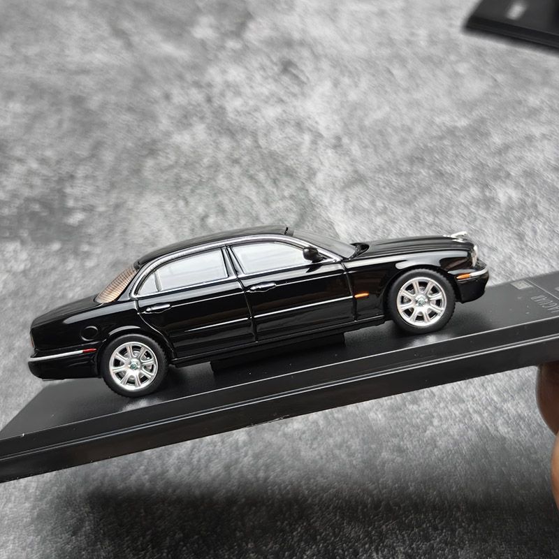 AR BOX 다이캐스트 1:64 스케일 XJ6 X350 - Die Cast Car 1 64 리뷰 및 가격