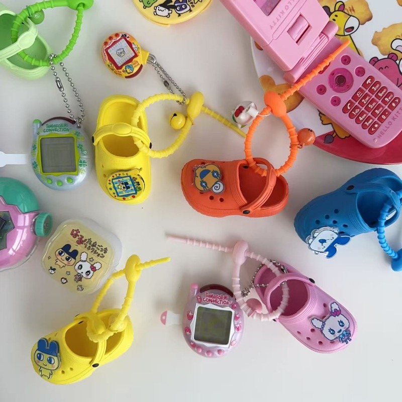새로운 창의적인 반다이 다마고치 신발 키체인, 만화,  - Bandai Model Tamagotchi 리뷰 및 가격